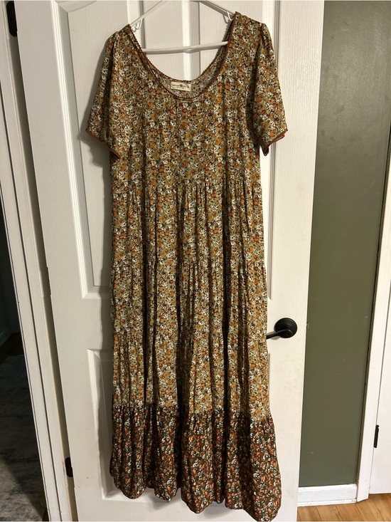 NATURAL LIFE Dresses & Skirts - Natural life floral dress